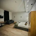 Private And Elegant Studio In Residential Vienna